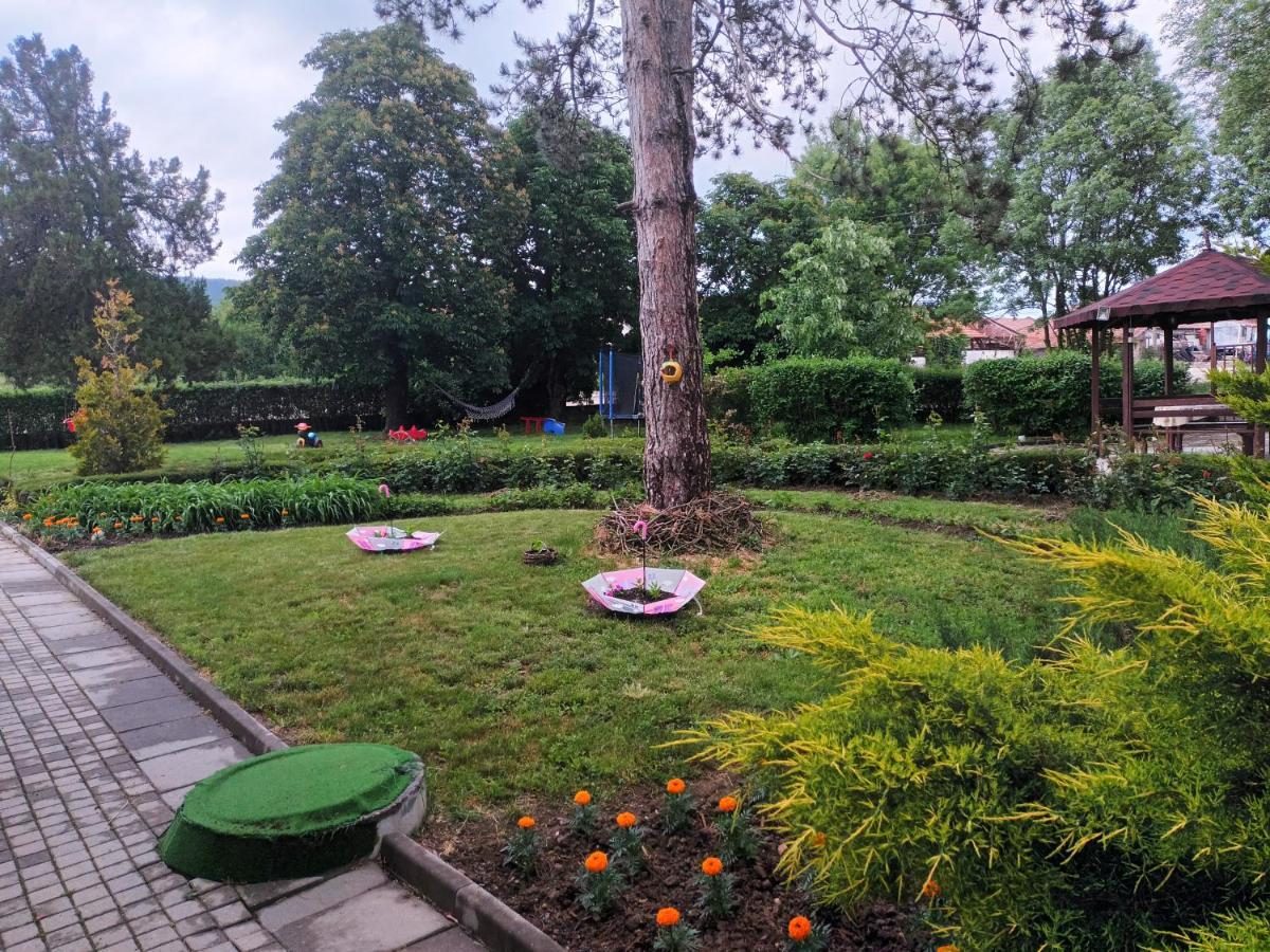 Guesthouse Gostilitsa Zewnętrze zdjęcie